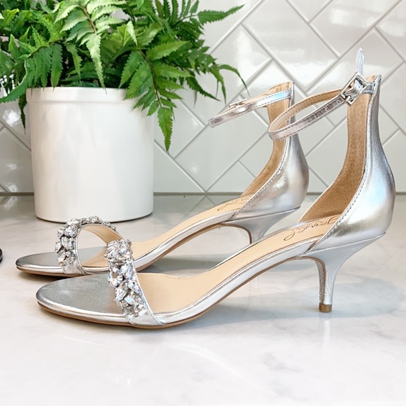 Jewel Badgley Mischka Dash Embellished Halo Strap Women’s Heels (Size 8.5) - Picture 7 of 10